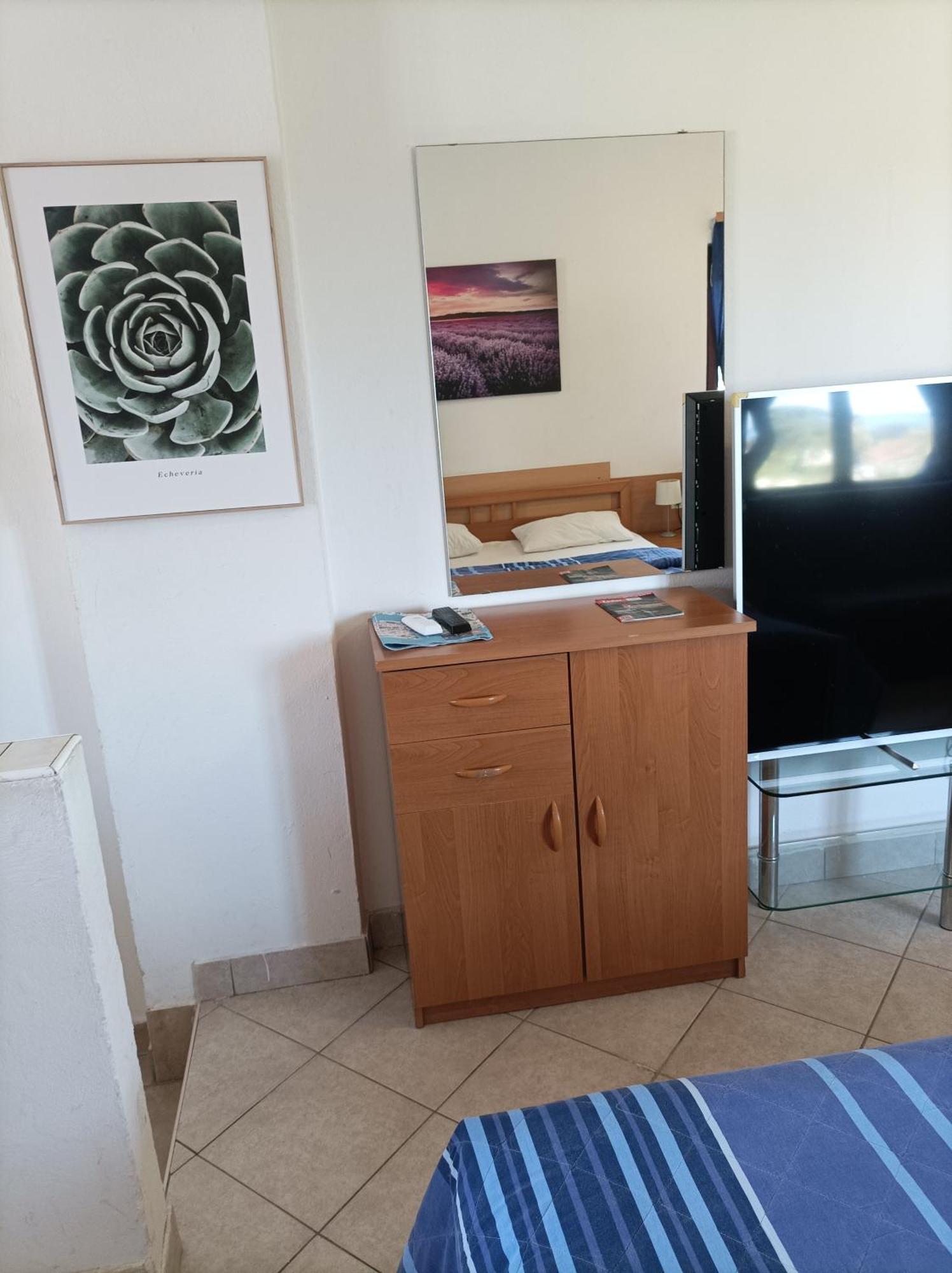 Rooms & Apartment Hegic Zadar Bagian luar foto